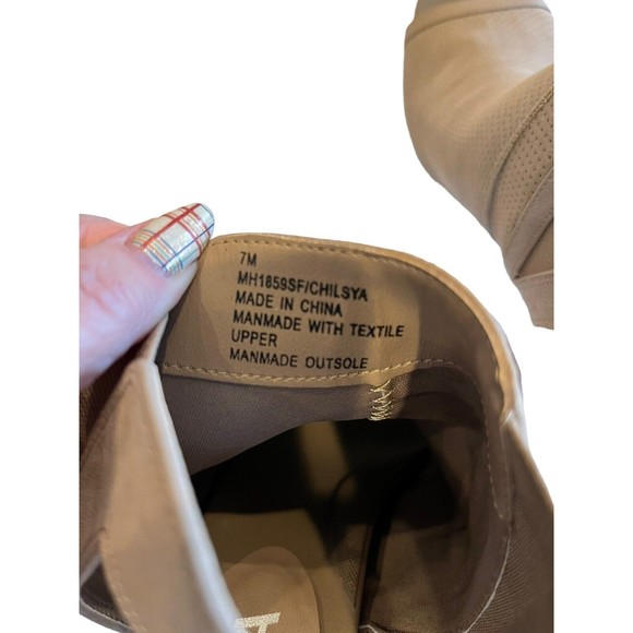 Mia Block Heel Peep Toe Womens Sz 7M Tan Faux Leather Career Heel - Picture 6 of 6